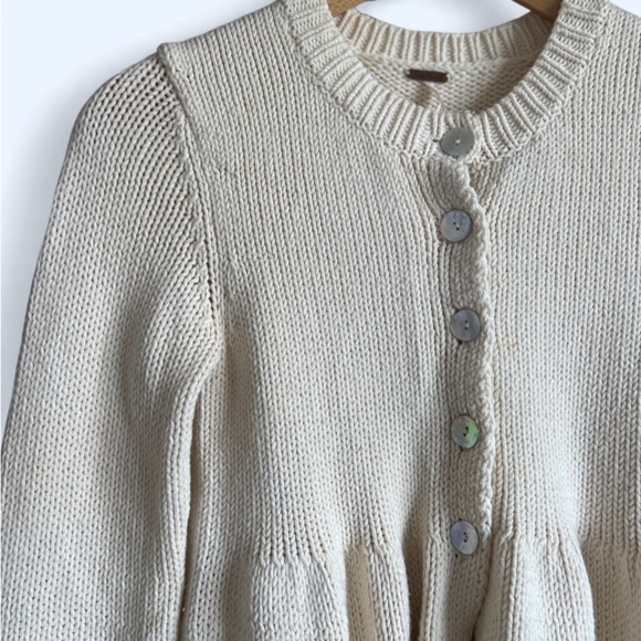 Free People Cream Cottagecore Cozycore Coquette Girl Button-Up Knit Cardigan XS - Picture 3 of 15